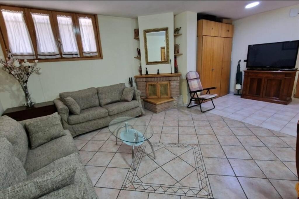 Apartamento Casa Erre Lusciano Exterior foto